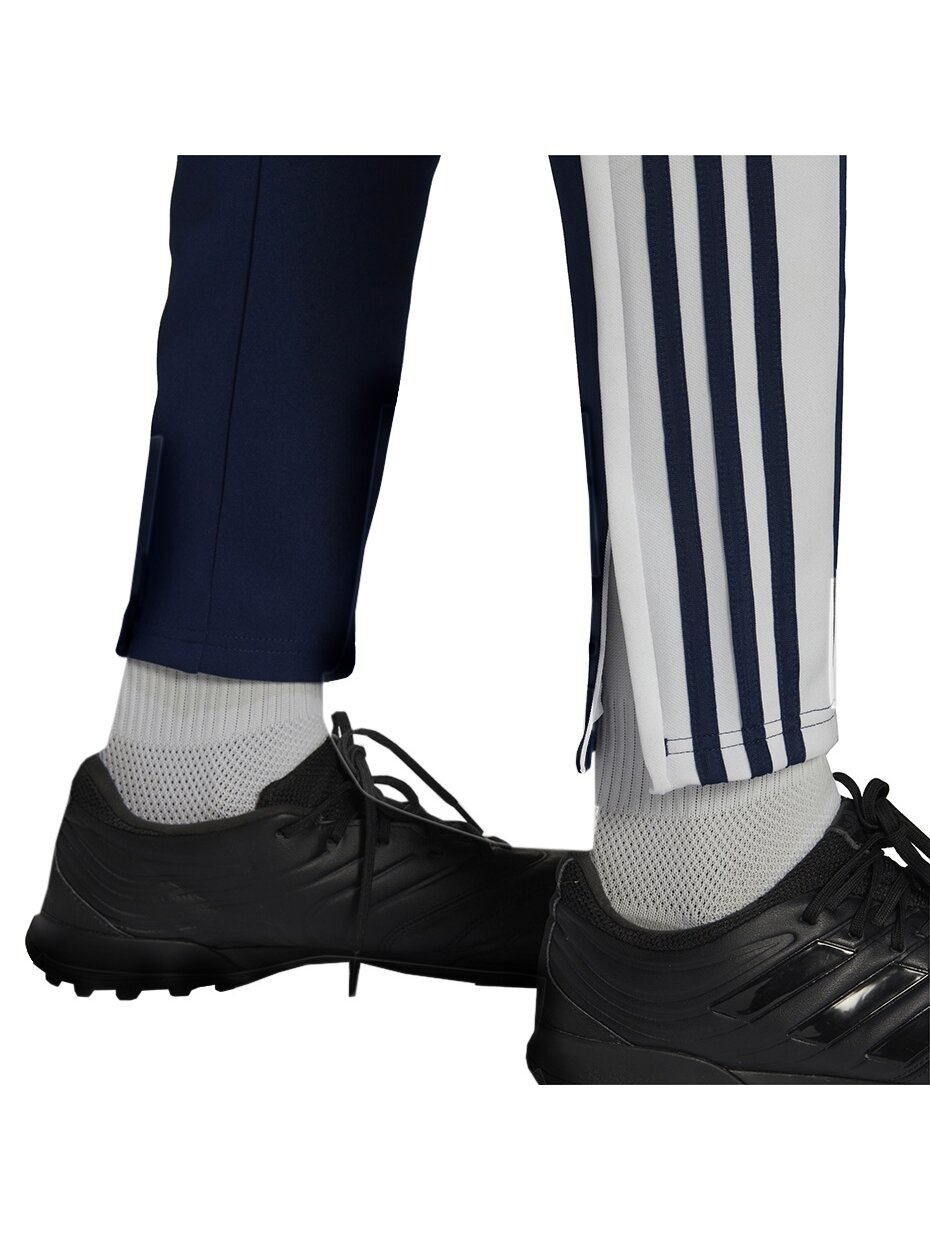 Vyriškos adidas Squadra 21 treniruočių kelnės, tamsiai mėlynos HC6273 Vyriškos adidas Squadra 21 treniruočių kelnės, tamsiai mėlynos HC6273
