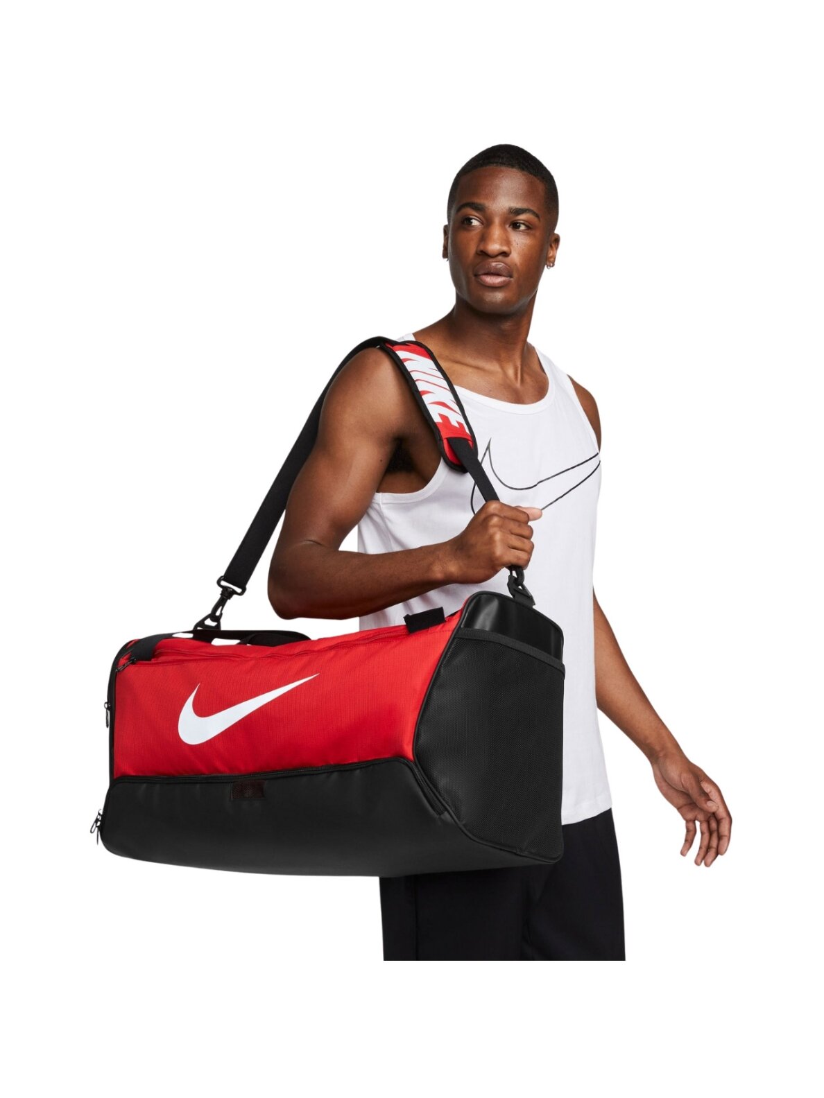 Nike Brasilia 9,5 Training Duffel M sportinė krepšys raudona-juoda DH7710 657 Nike Brasilia 9,5 Training Duffel M sportinė krepšys raudona-juoda DH7710 657