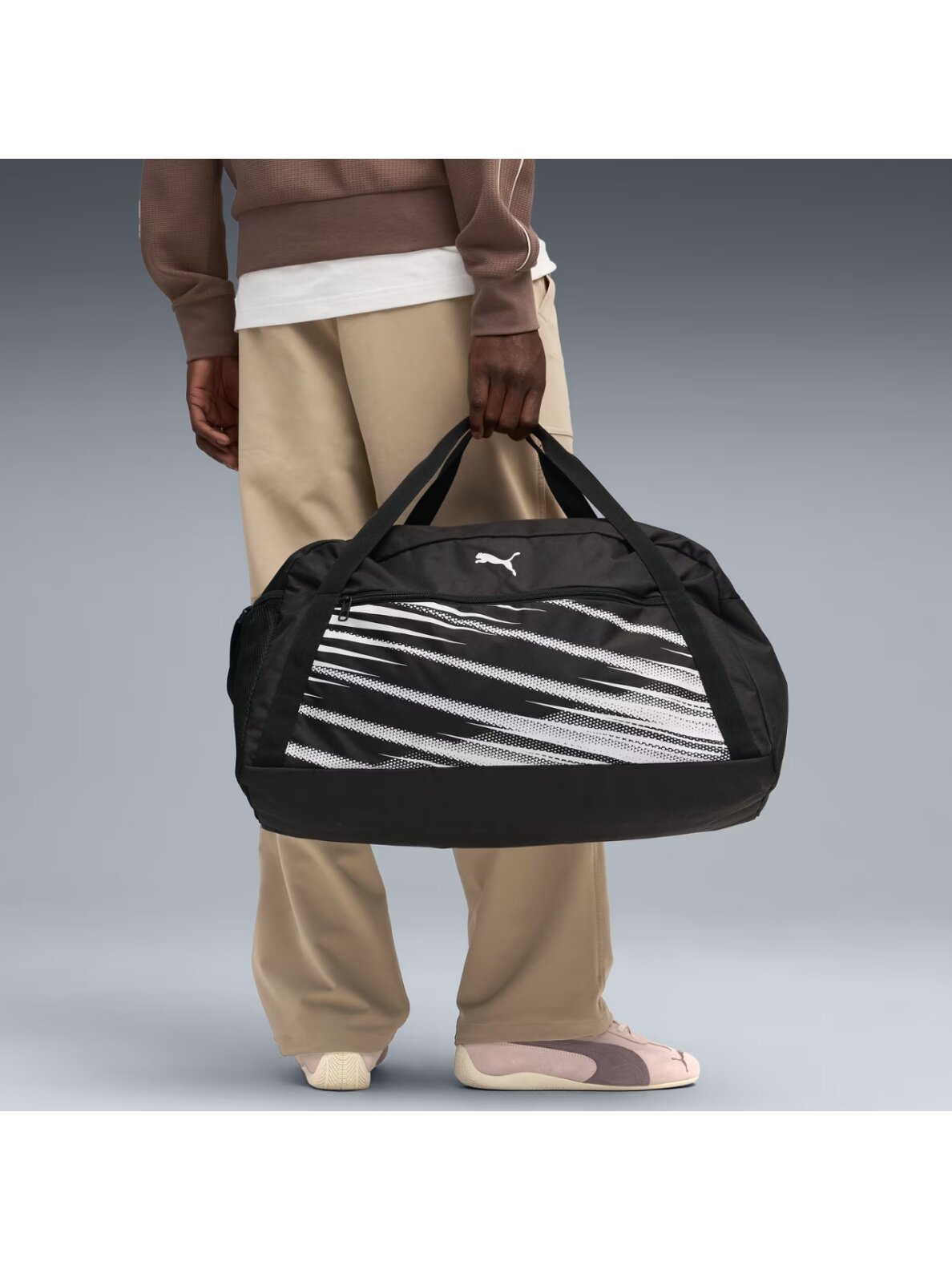 Puma Attacanto Sports Bag M sportinė krepšys juoda 91630 01 3 Puma Attacanto Sports Bag M sportinė krepšys juoda 91630 01 3