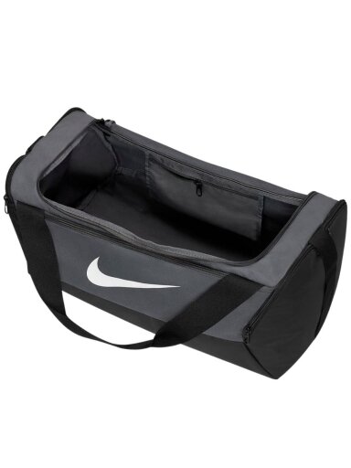 Nike Brasilia Duffel krepšys 41 l kamuolys ir juoda DM3976 068 Nike Brasilia Duffel krepšys 41 l kamuolys ir juoda DM3976 068