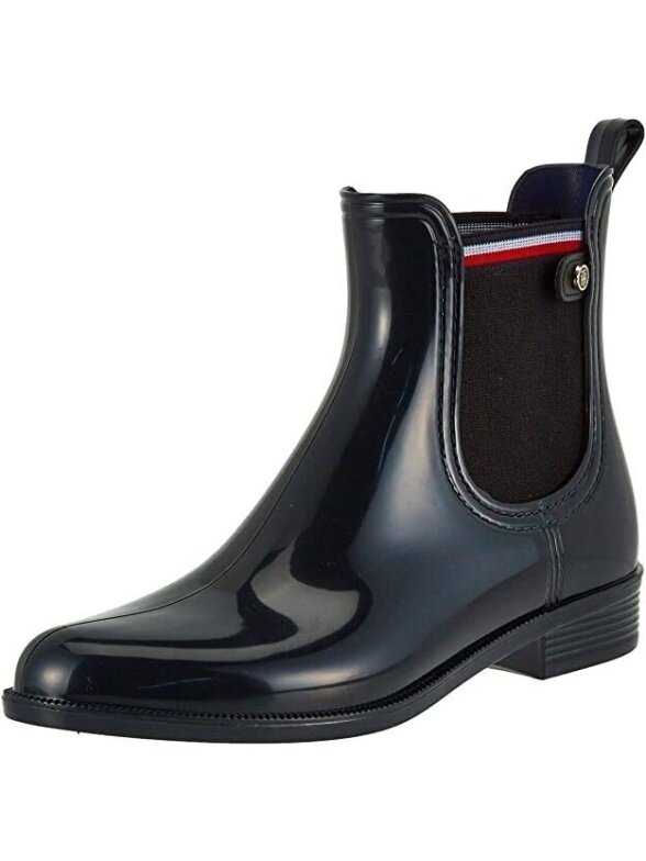 „Tommy Hilfiger“ juodi moteriški batai nuo lietaus 1