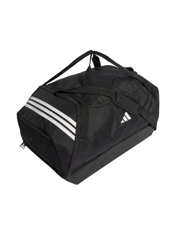Adidas Tiro Duffle Large sportinė krepšys su apatine skyreliu juoda JY7946 2 Adidas Tiro Duffle Large sportinė krepšys su apatine skyreliu juoda JY7946 2