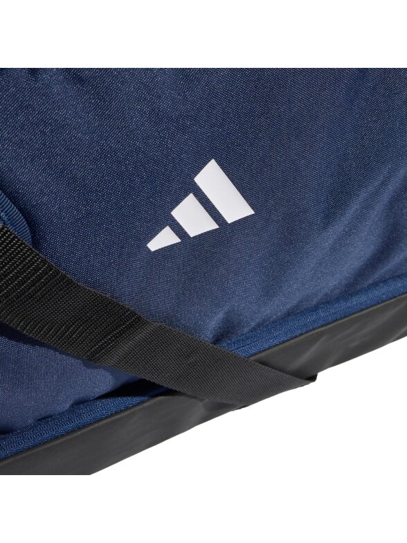 adidas Tiro Duffle Large su apatine skyrium sportinė krepšys tamsiai mėlyna KD4233 5 adidas Tiro Duffle Large su apatine skyrium sportinė krepšys tamsiai mėlyna KD4233 5