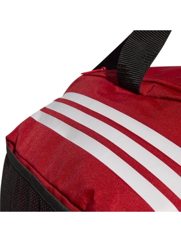 Adidas Tiro Duffle Vidutinis krepšys raudonas KB0787 4 Adidas Tiro Duffle Vidutinis krepšys raudonas KB0787 4