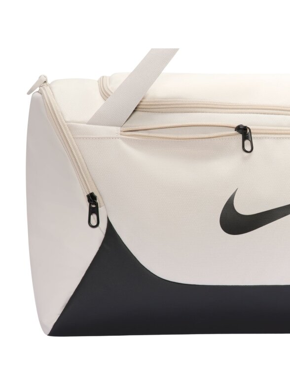 Nike Brasilia S krepšys kreminis-juodas IB4394 072 5 Nike Brasilia S krepšys kreminis-juodas IB4394 072 5