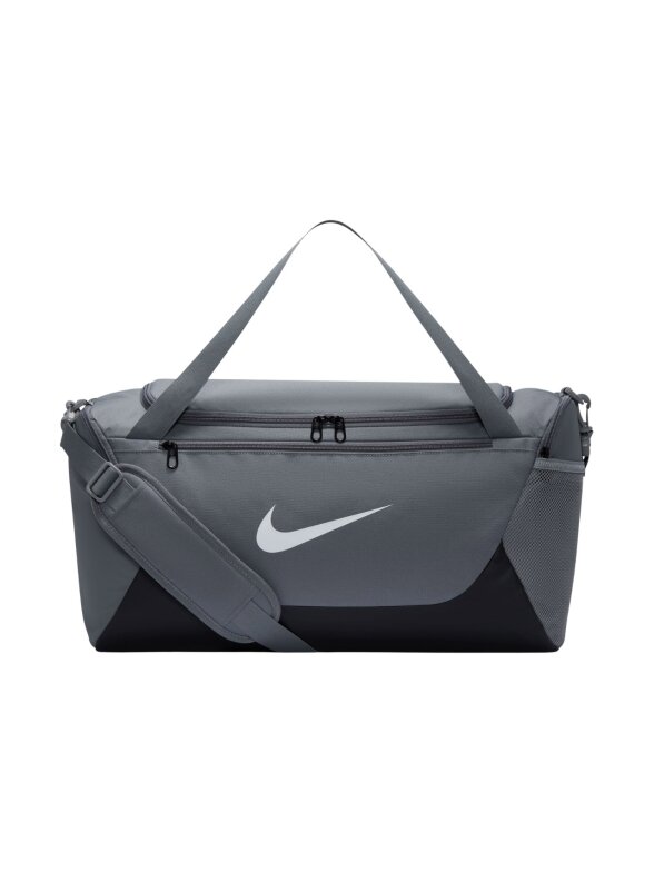 Nike Brasilia S krepšys pilkai juodas IB4394 084 Nike Brasilia S krepšys pilkai juodas IB4394 084