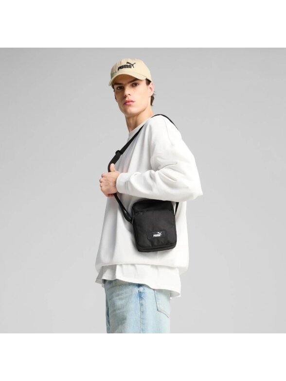 Puma Academy Portable rankinė juoda 91488 01 2