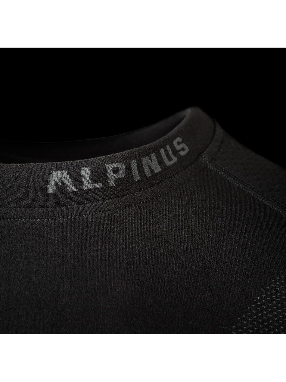 Vyriškas termo džemperis Alpinus Pro Miyabi Edition juodas GT43239 6 Vyriškas termo džemperis Alpinus Pro Miyabi Edition juodas GT43239 6
