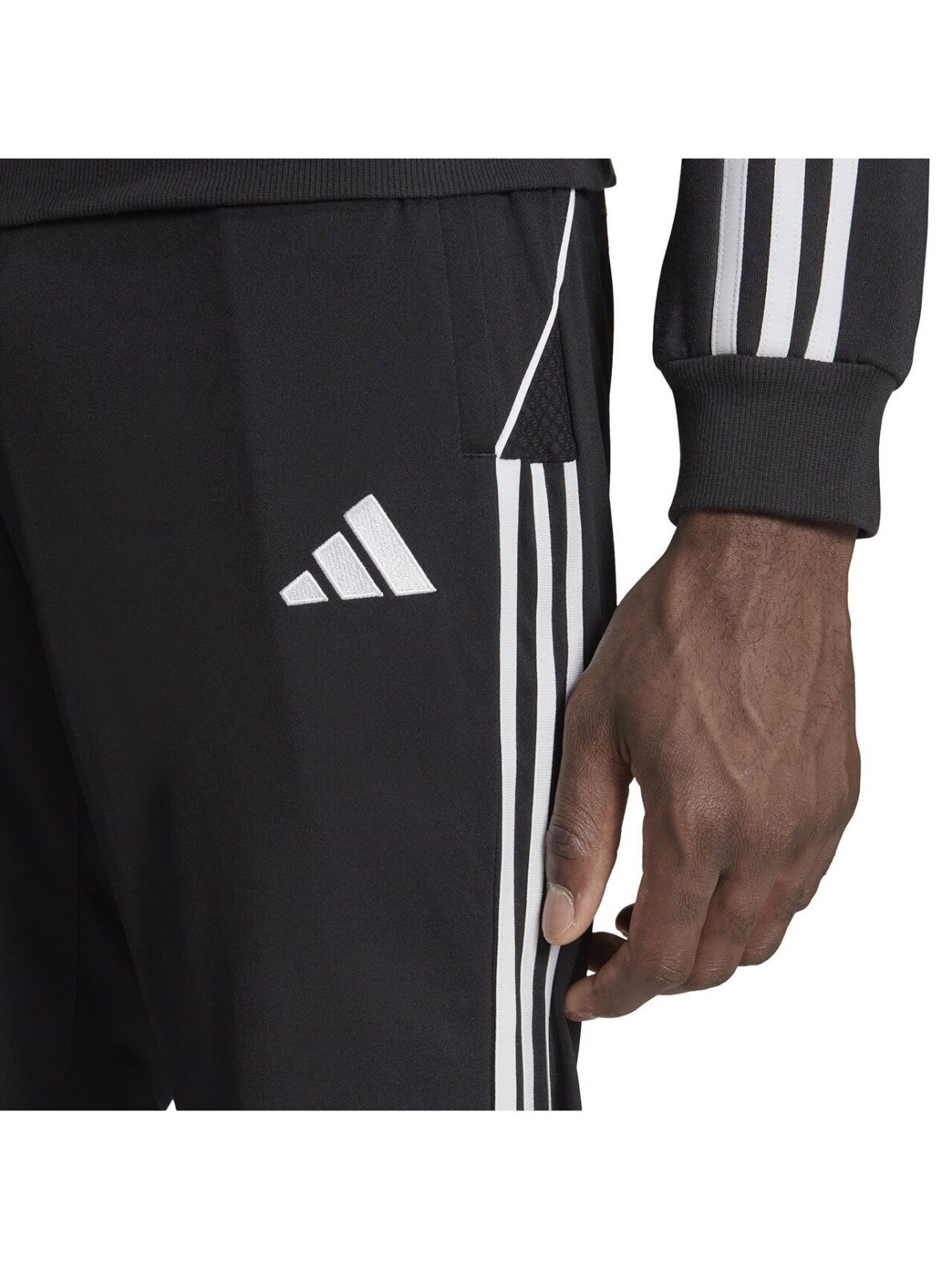 Vyriškos adidas Tiro 23 League 3/4 kelnės juodos HS3548 4 Vyriškos adidas Tiro 23 League 3/4 kelnės juodos HS3548 4