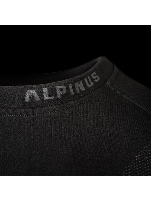 Vyriškas termo džemperis Alpinus Pro Miyabi Edition juodas GT43239 6 Vyriškas termo džemperis Alpinus Pro Miyabi Edition juodas GT43239 6