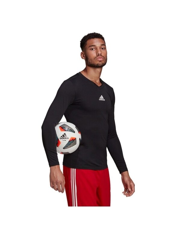 Vyriški Adidas Team Base Tee juoda GN5677 5