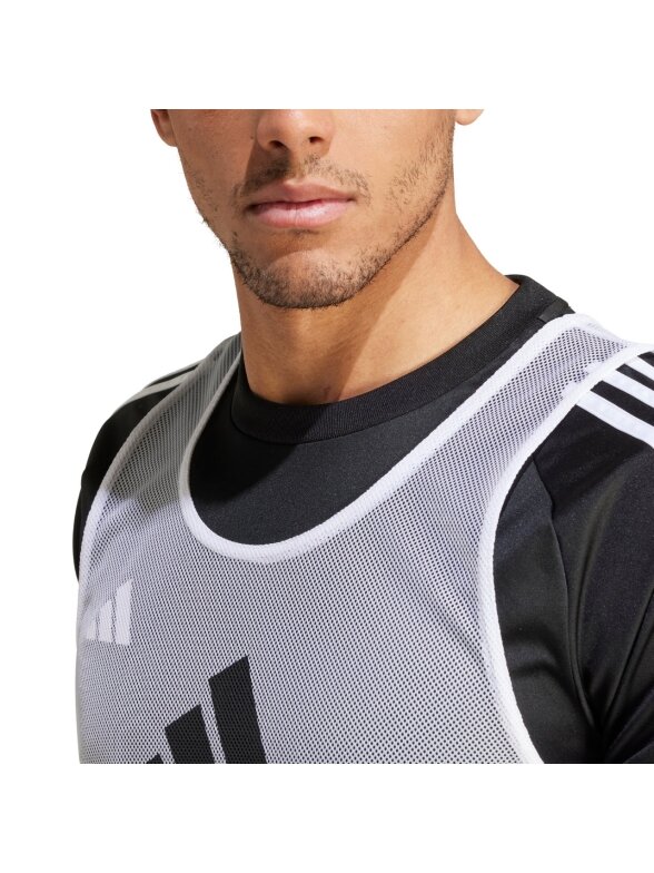 adidas Training 24 BIB marškinėliai balti JF3242 4 adidas Training 24 BIB marškinėliai balti JF3242 4